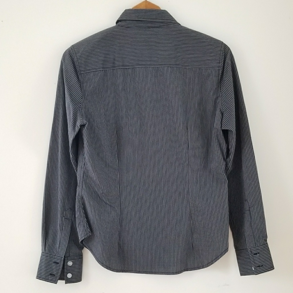 The limited long sleeve button-down shirt - Picture 4 of 6